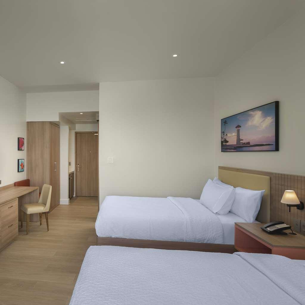 Hilton Garden Inn Λα Ρομάνα Δωμάτιο φωτογραφία