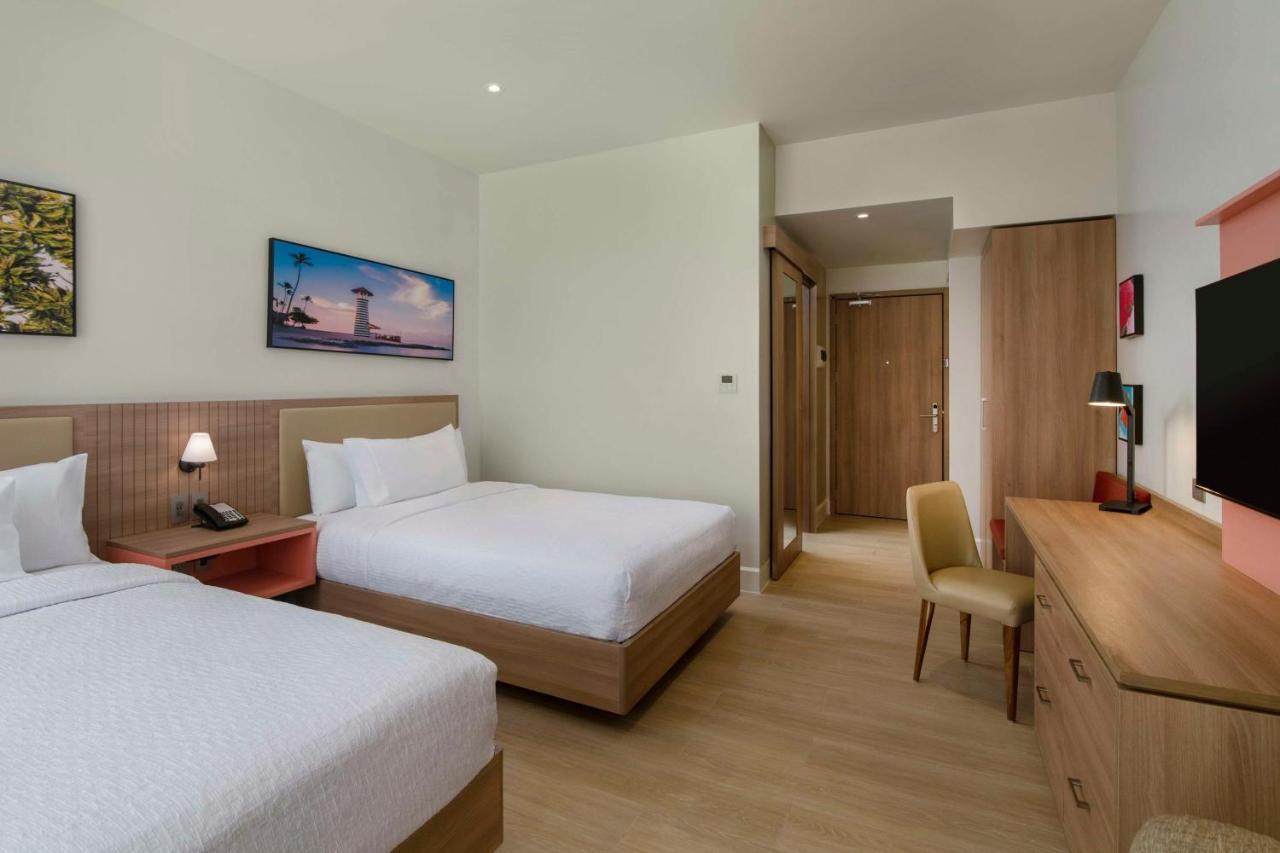 Hilton Garden Inn Λα Ρομάνα Εξωτερικό φωτογραφία